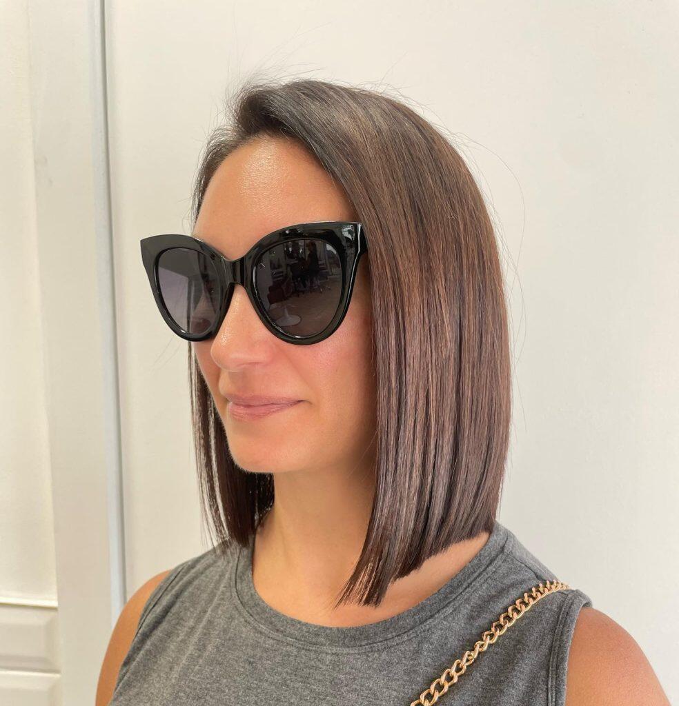 The Perfect Mid Length Bob Haircut: Stylish & Versatile for Every Face Shape